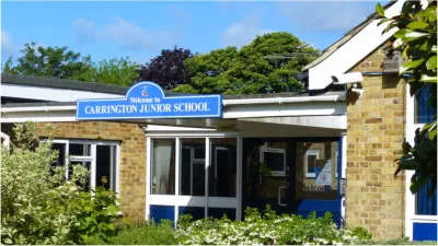 Carrington Junior School building in High Wycombe