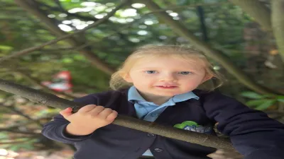 Cadmore End CofE School building in High Wycombe