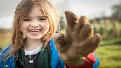 Oakridge Parochial School building in Stroud