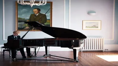 Rendcomb College building in Cirencester