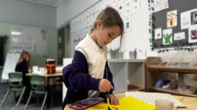High Leigh Primary School building in Hoddesdon