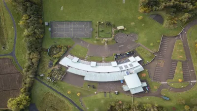 Woodstone Community Primary School building in Coalville