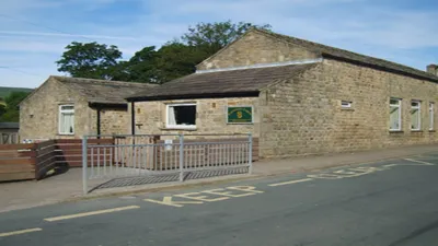 Glasshouses Community Primary School building in Harrogate