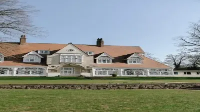 Cundall Manor School building in 