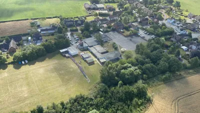 Hurley Primary School building in Atherstone