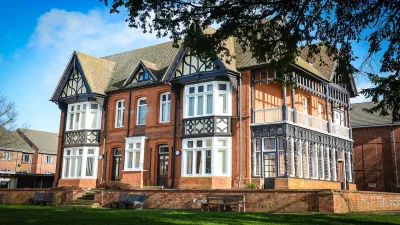 Loughborough College building in Loughborough