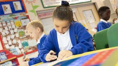 Howes Community Primary School building in Coventry