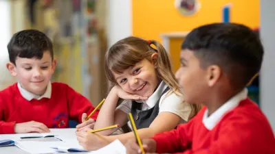 Seymour Primary School building in Crawley