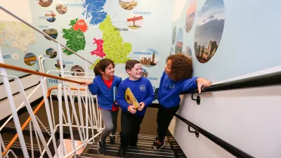 Front Lawn Primary Academy building in Havant