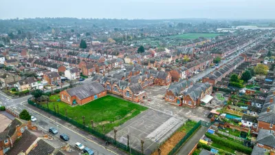 Mercer's Wood Academy building in Gainsborough