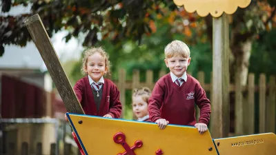 Preston Primary School building in Torquay