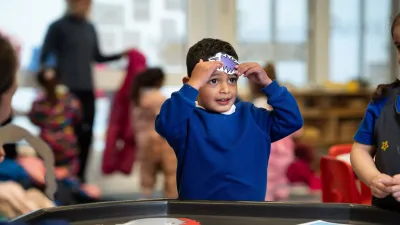 Warren Dell Primary School building in Watford