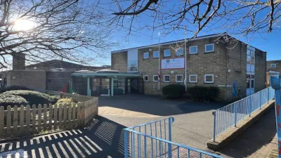 Ocklynge Junior School building in Eastbourne