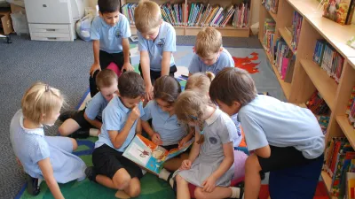 Sara Village School building in 34741-6123