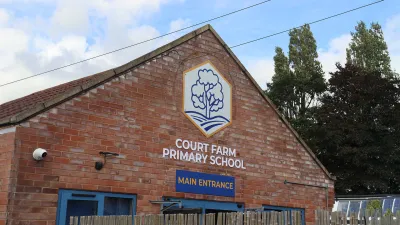 Court Farm Primary School building in Birmingham